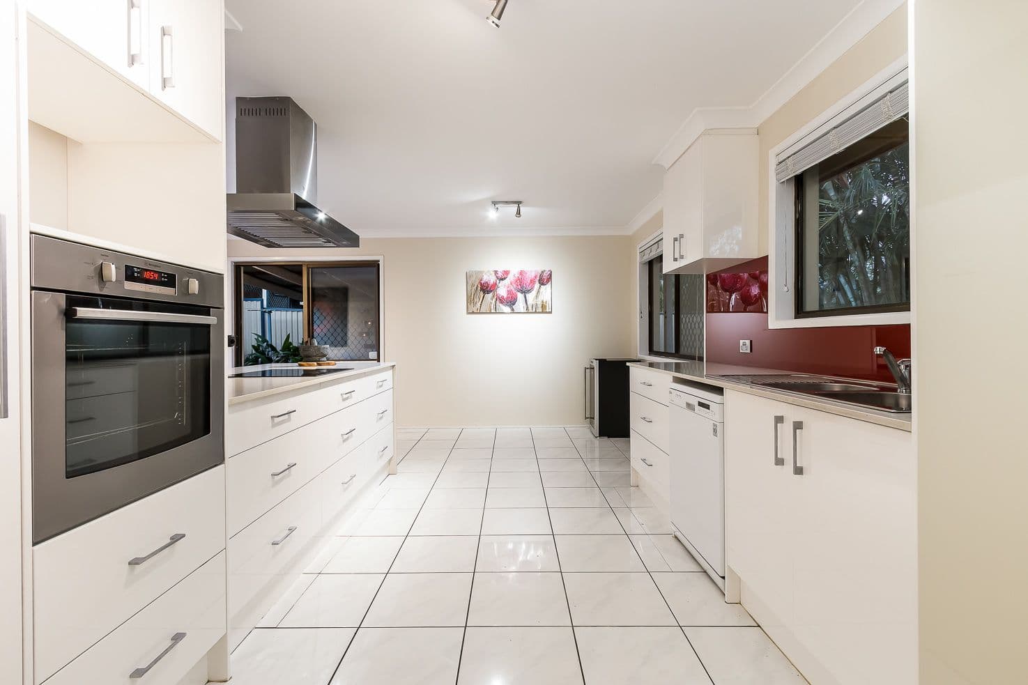 27 Winthrop Street, Wishart QLD 4122, Wishart - Thumbnail 2