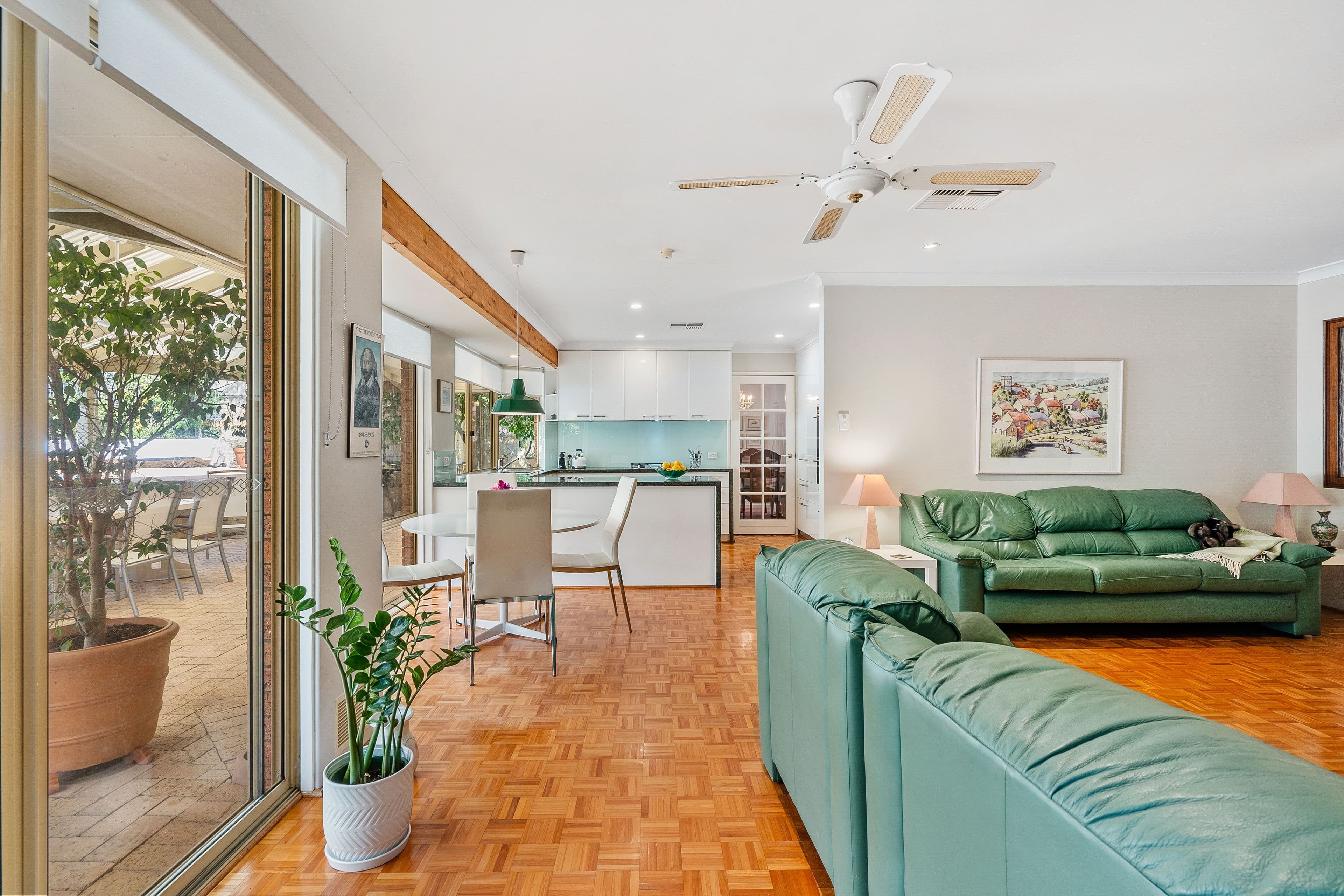 22 Barranjoey Way, Sorrento WA 6020, Sorrento - Thumbnail 7