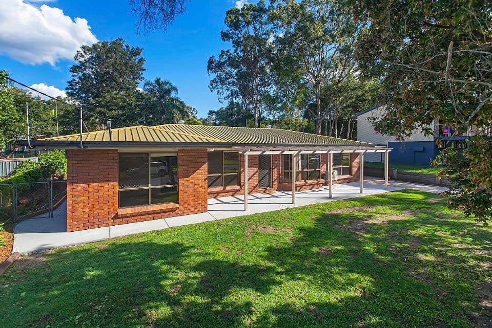 12 Lorraine Street, CAMIRA QLD 4300, Camira - Thumbnail 2