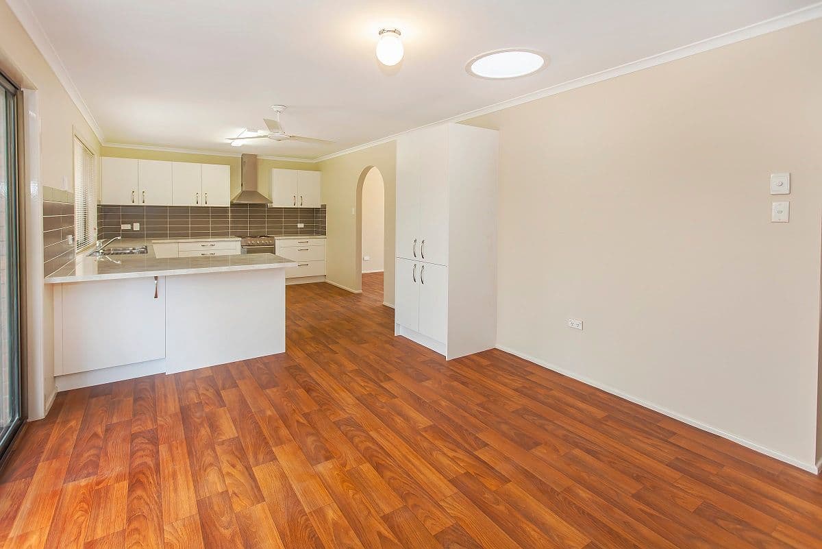 12 Lorraine Street, CAMIRA QLD 4300, Camira - Thumbnail 4