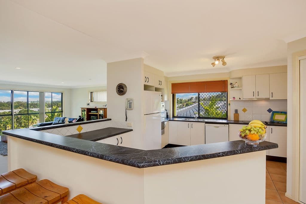 7 Golf View Terrace, Robina QLD 4226, Robina - Thumbnail 2