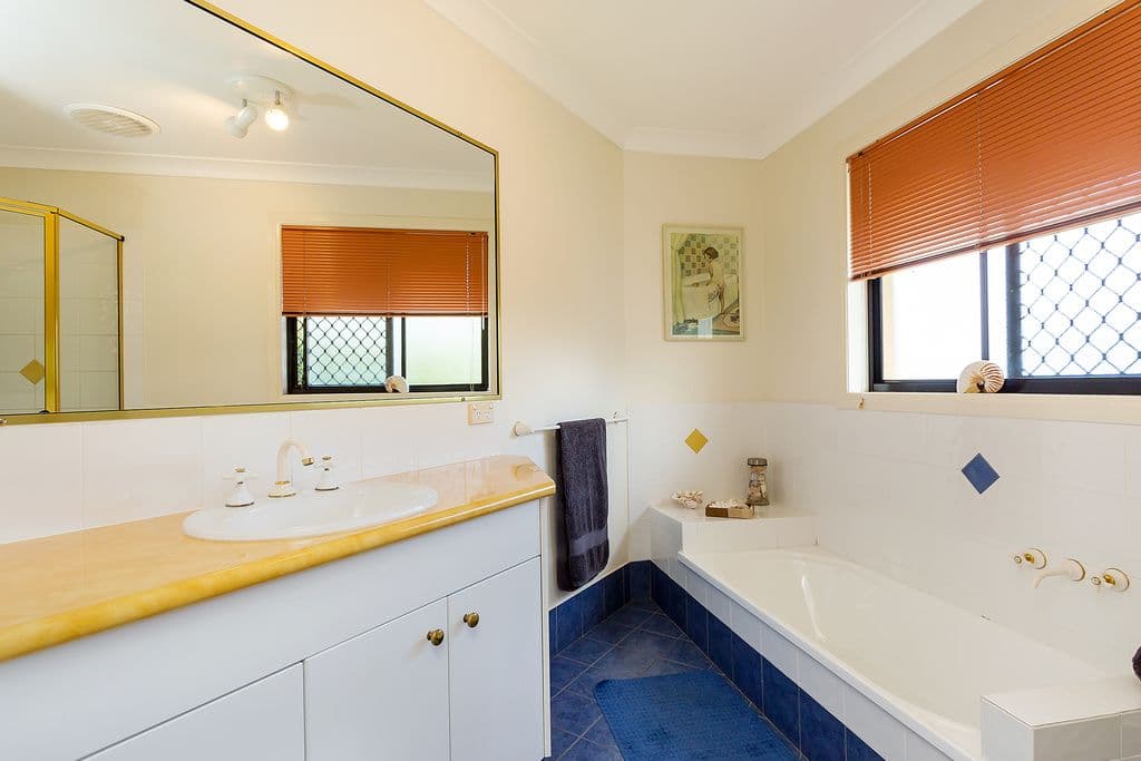7 Golf View Terrace, Robina QLD 4226, Robina - Thumbnail 8