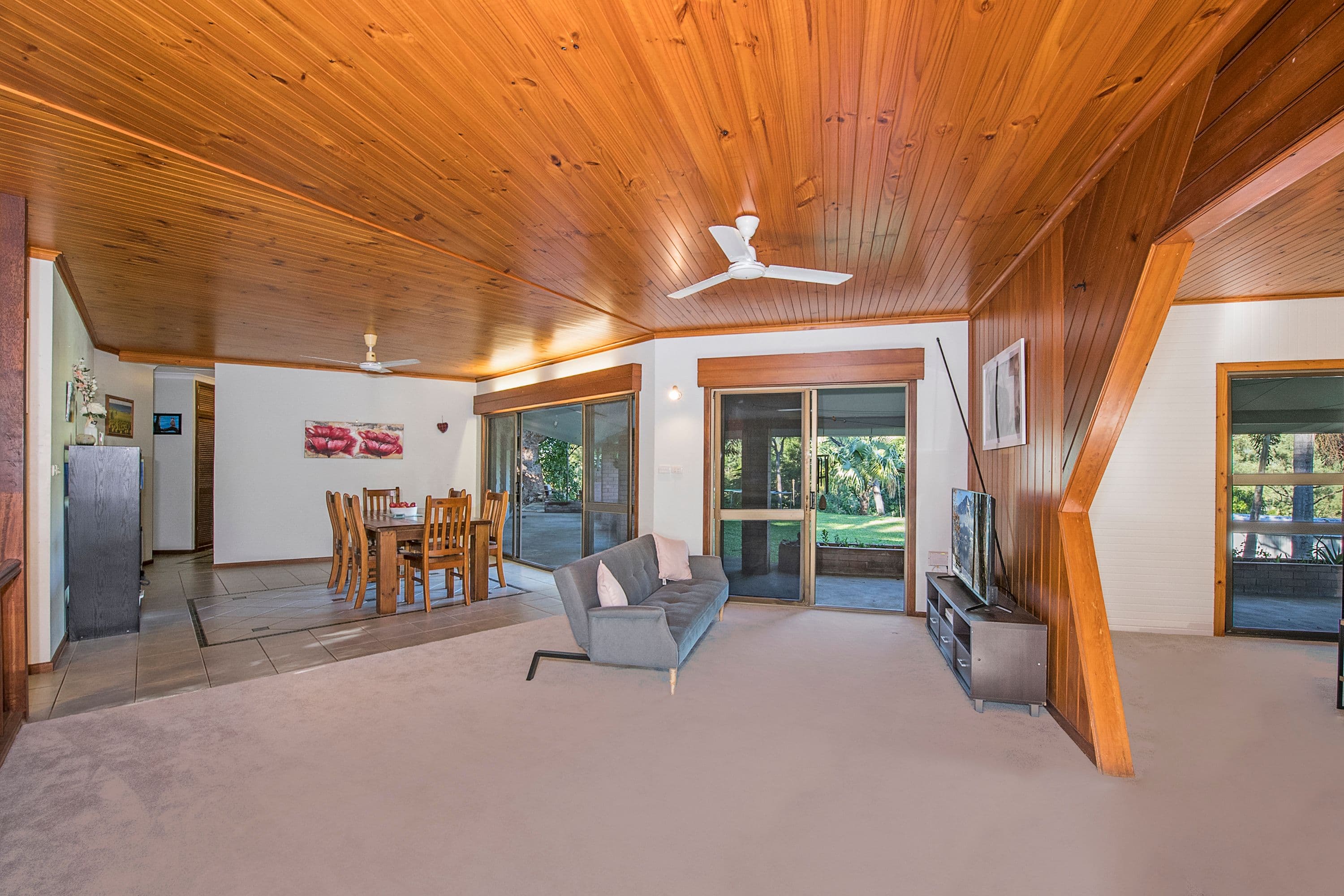 36 Mount Elliot Drive, Alligator Creek QLD 4816, Alligator Creek - Thumbnail 3