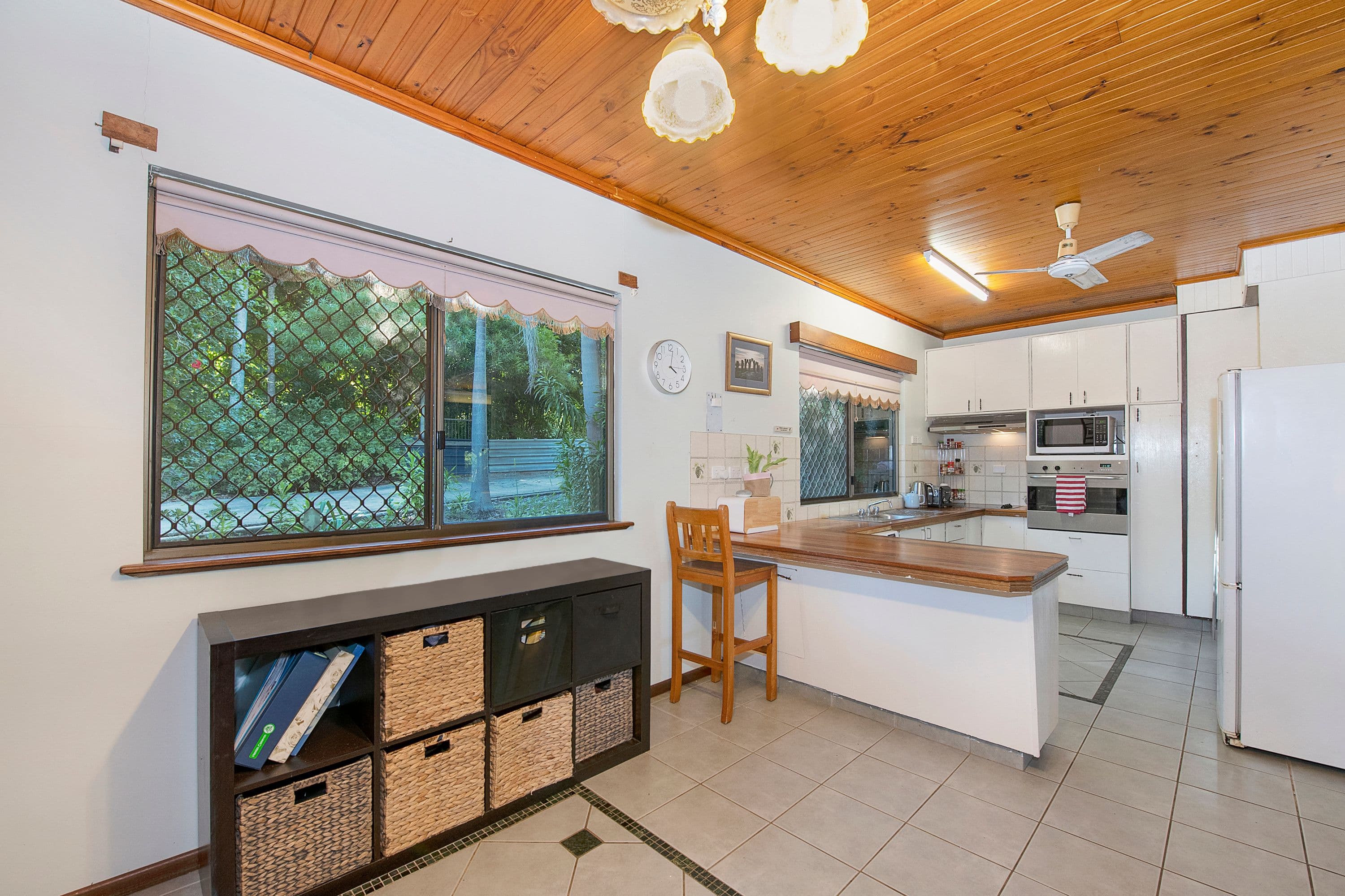 36 Mount Elliot Drive, Alligator Creek QLD 4816, Alligator Creek - Thumbnail 4