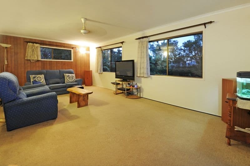 9 Roslyn Road, Mount Julian QLD 4800, Mount Julian - Thumbnail 3