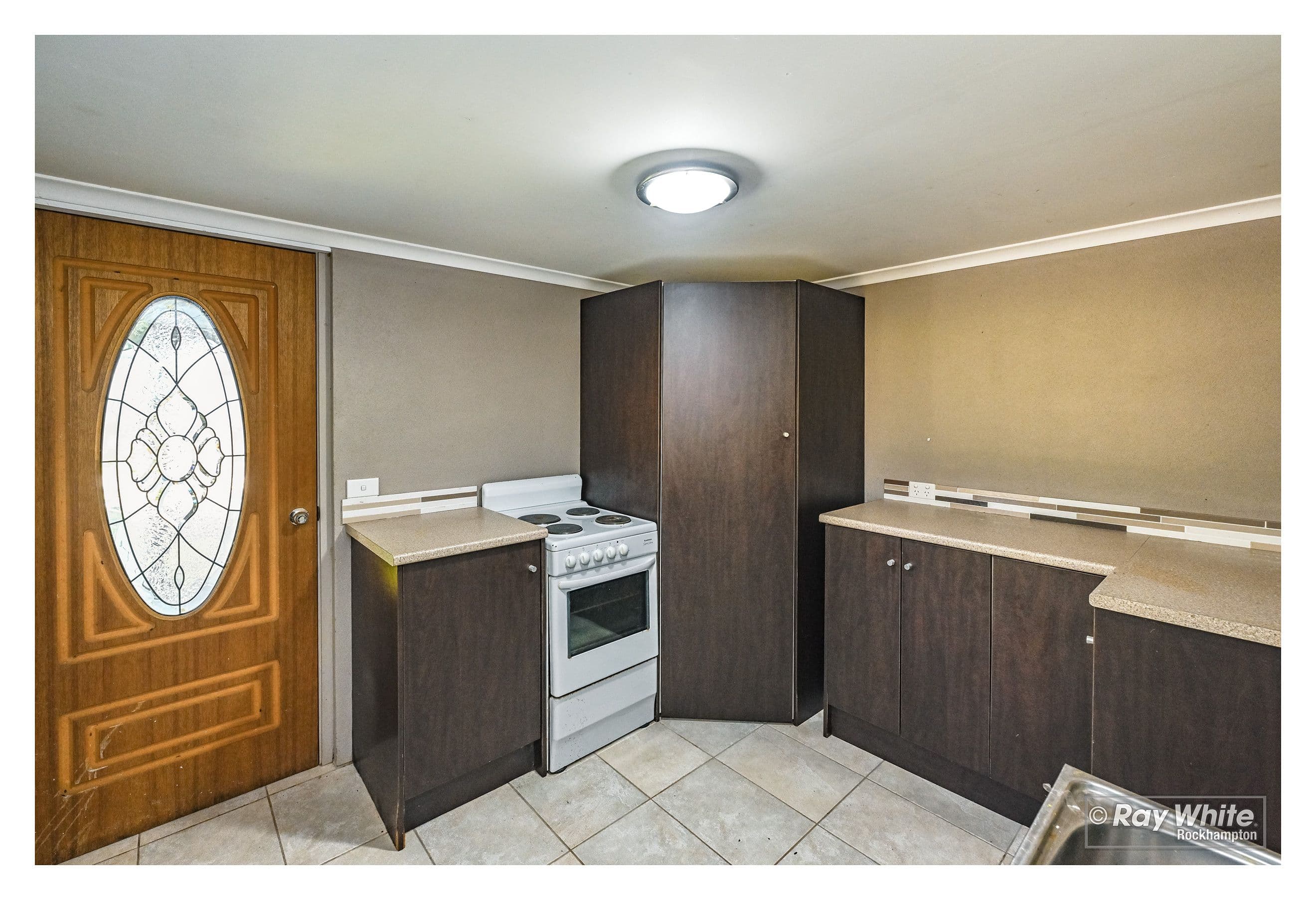 15 Christine Avenue, Yeppoon QLD 4703, Yeppoon - Thumbnail 5