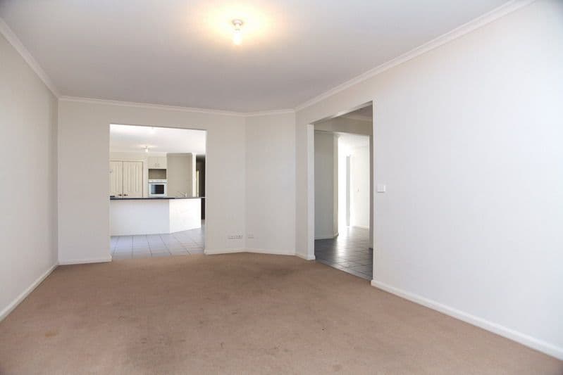 15 Cassowary Road, SOUTH MORANG VIC 3752, South Morang - Thumbnail 6