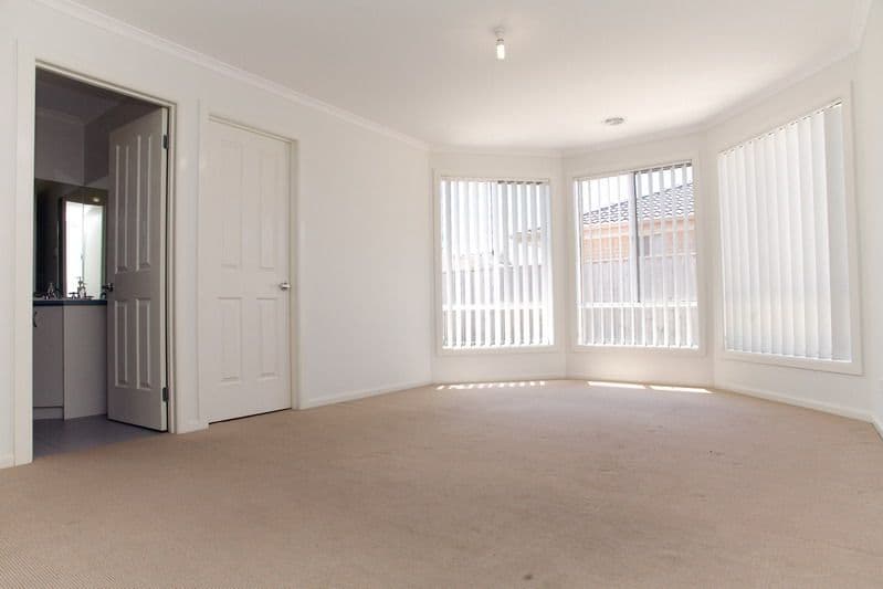 15 Cassowary Road, SOUTH MORANG VIC 3752, South Morang - Thumbnail 8