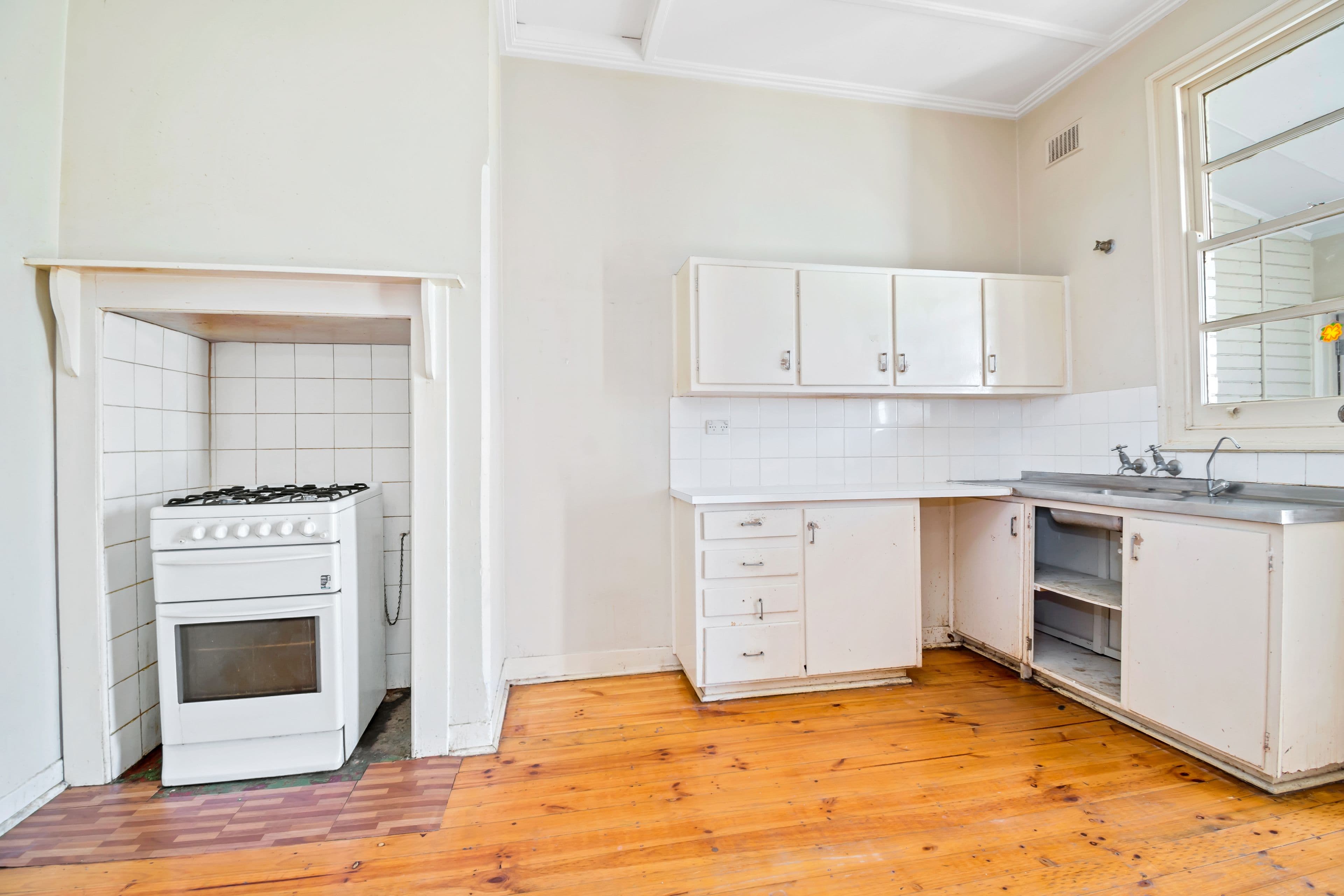 32 Hyland Street, Traralgon VIC 3844, Traralgon - Image 1