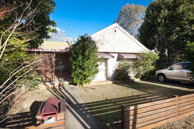 277 Hawken Drive, ST LUCIA QLD 4067, St Lucia - Image 1