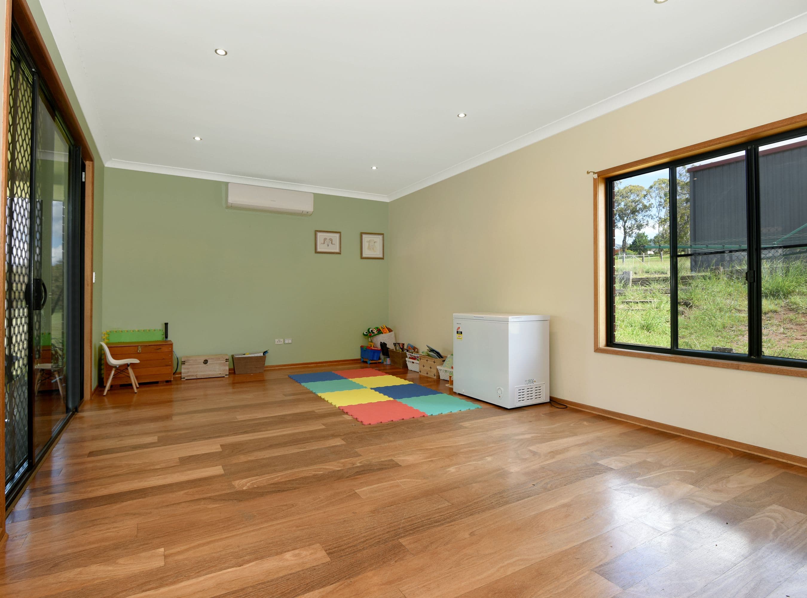 16-18 Bedwell Street, Cranley QLD 4350, Cranley - Thumbnail 5