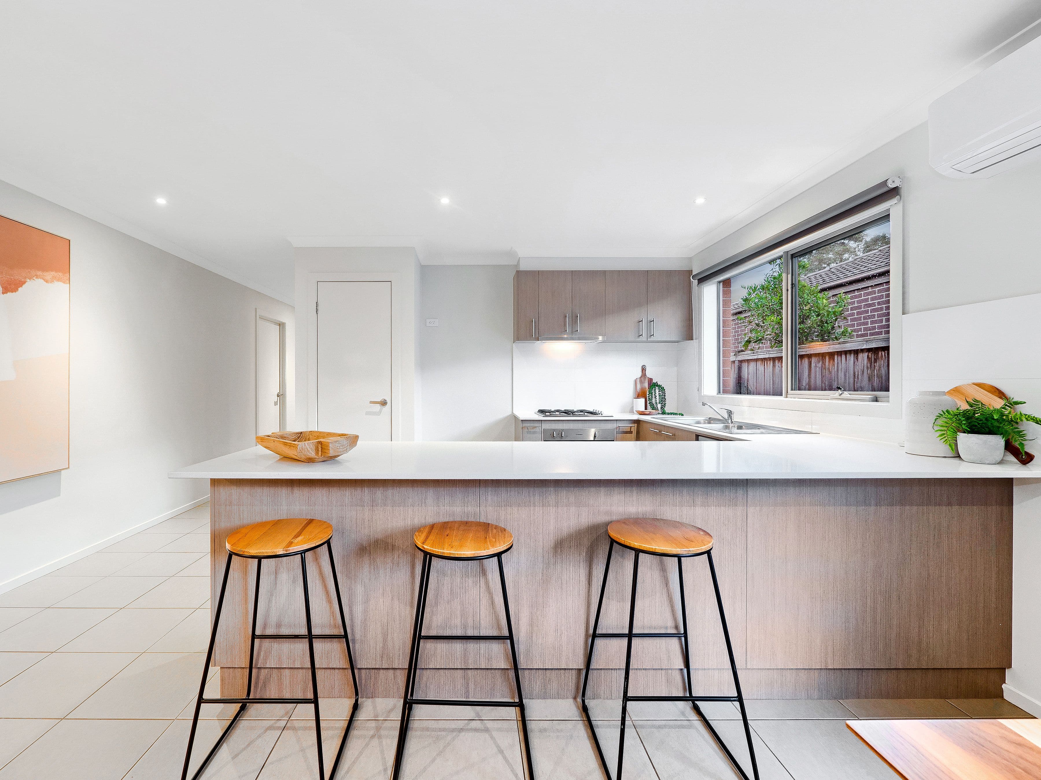 9 Naas Road, Clyde North VIC 3978, Clyde North - Thumbnail 5