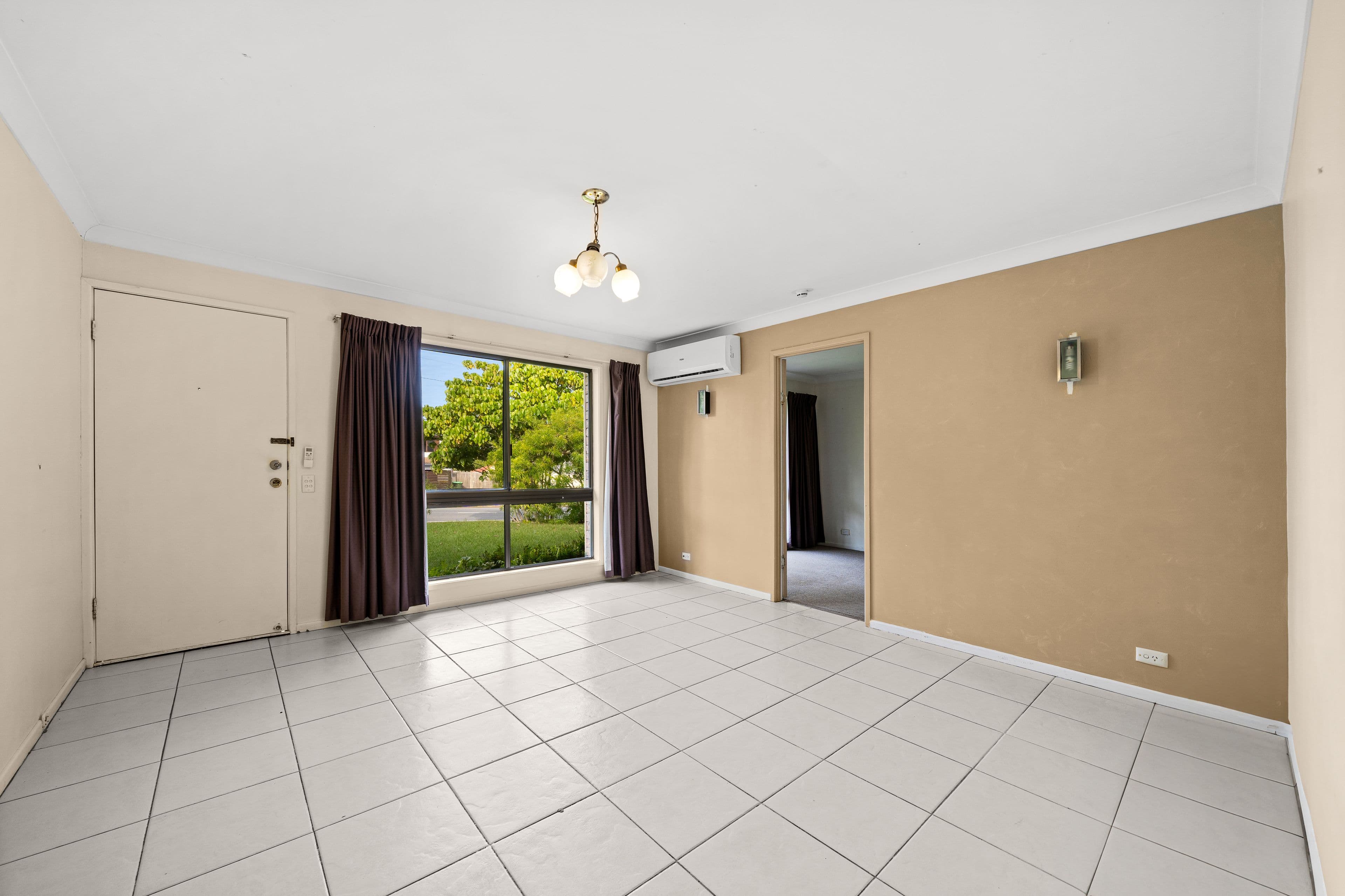 14 Emerald Drive, Regents Park QLD 4118, Regents Park - Thumbnail 2