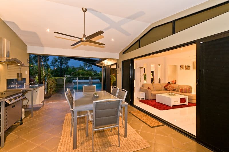 2 Chalmers Court, SAMFORD QLD 4520, Samford Village - Thumbnail 2