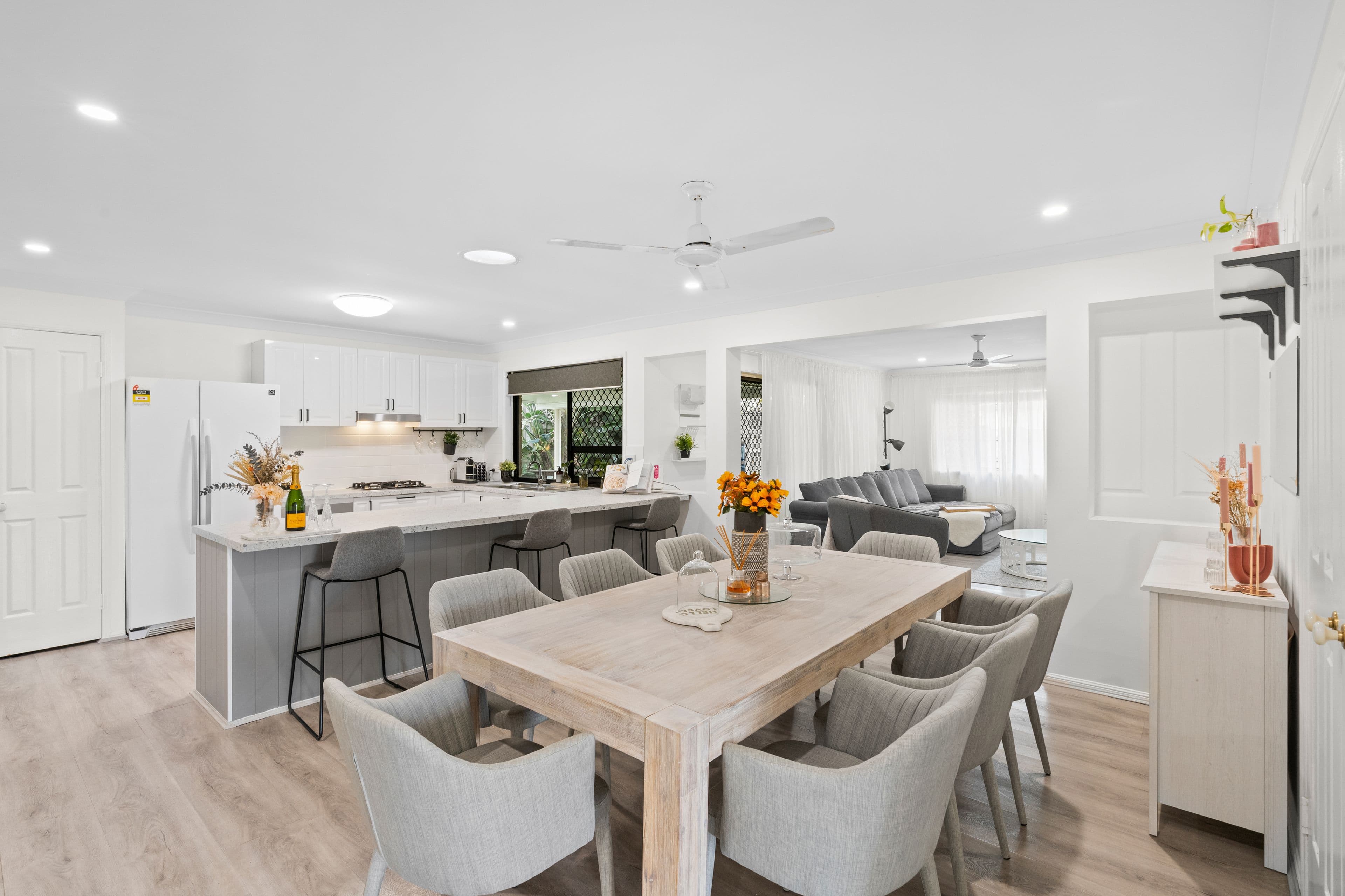 6 Lora Court, Murrumba Downs QLD 4503, Murrumba Downs - Image 1