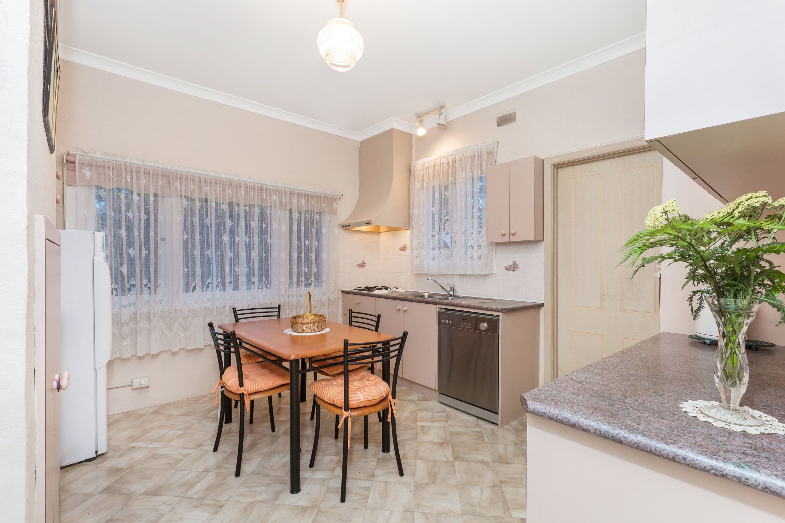 5 Mena Avenue, Croydon VIC 3136, Croydon - Thumbnail 5