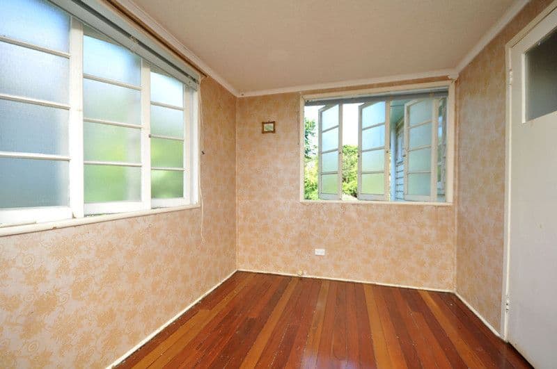21 Thirteenth Avenue, KEDRON QLD 4031, Kedron - Thumbnail 4