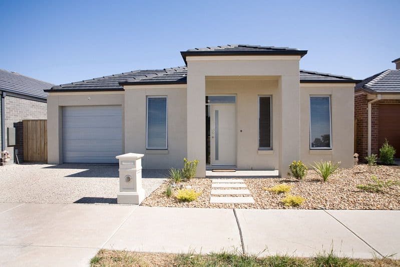 4 Alhambra Drive, EPPING VIC 3076, Epping - Image 1