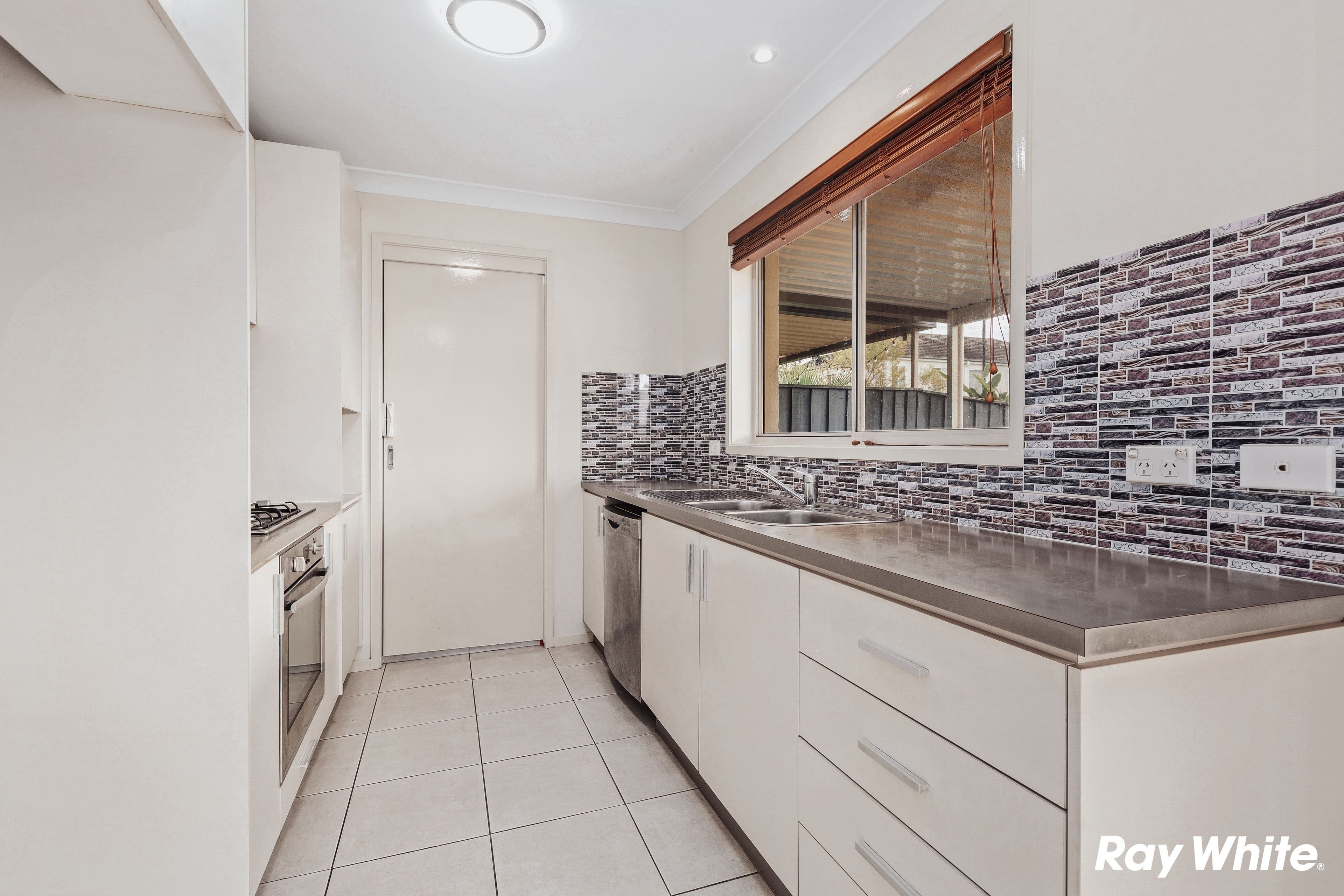 127 Doonside Crescent, Woodcroft NSW 2767, Woodcroft - Thumbnail 4