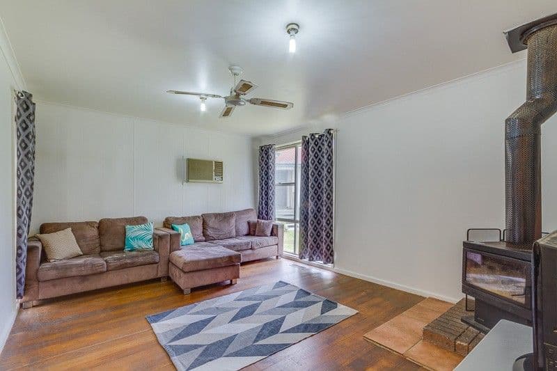 13 Oliver Court, Long Gully VIC 3550, Long Gully - Thumbnail 3