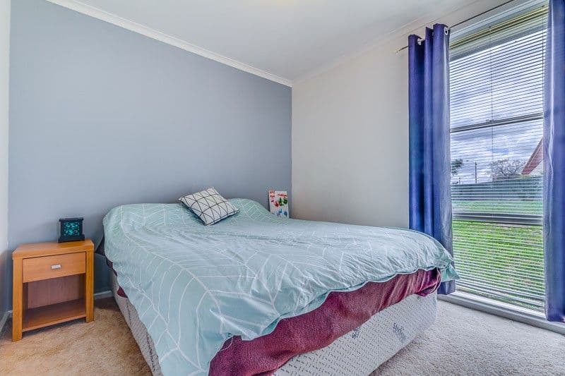 13 Oliver Court, Long Gully VIC 3550, Long Gully - Thumbnail 6
