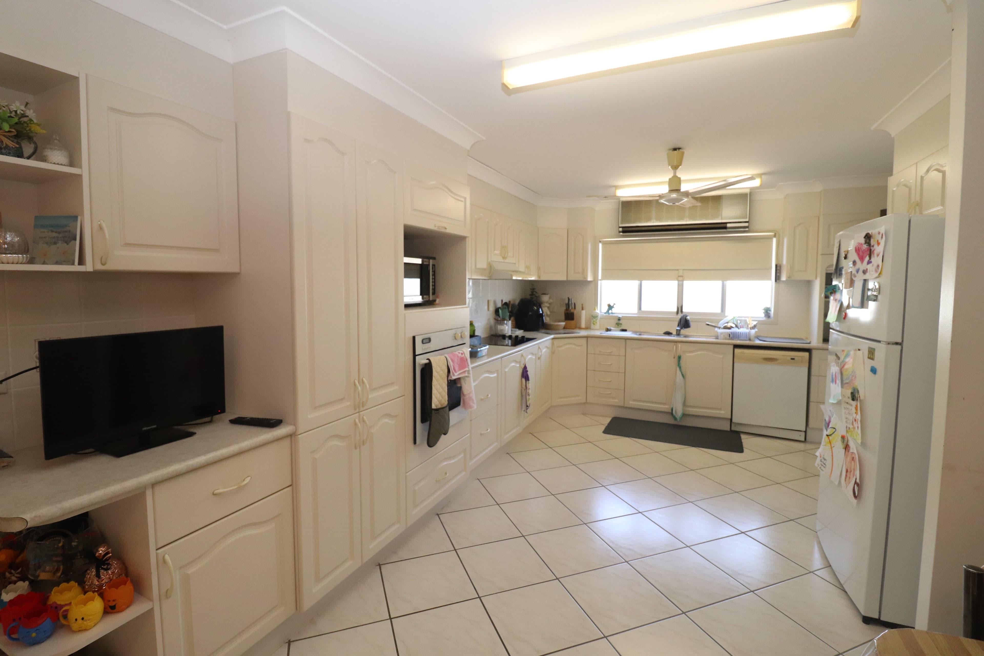 10 Stallan Street, Ingham QLD 4850, Ingham - Thumbnail 2