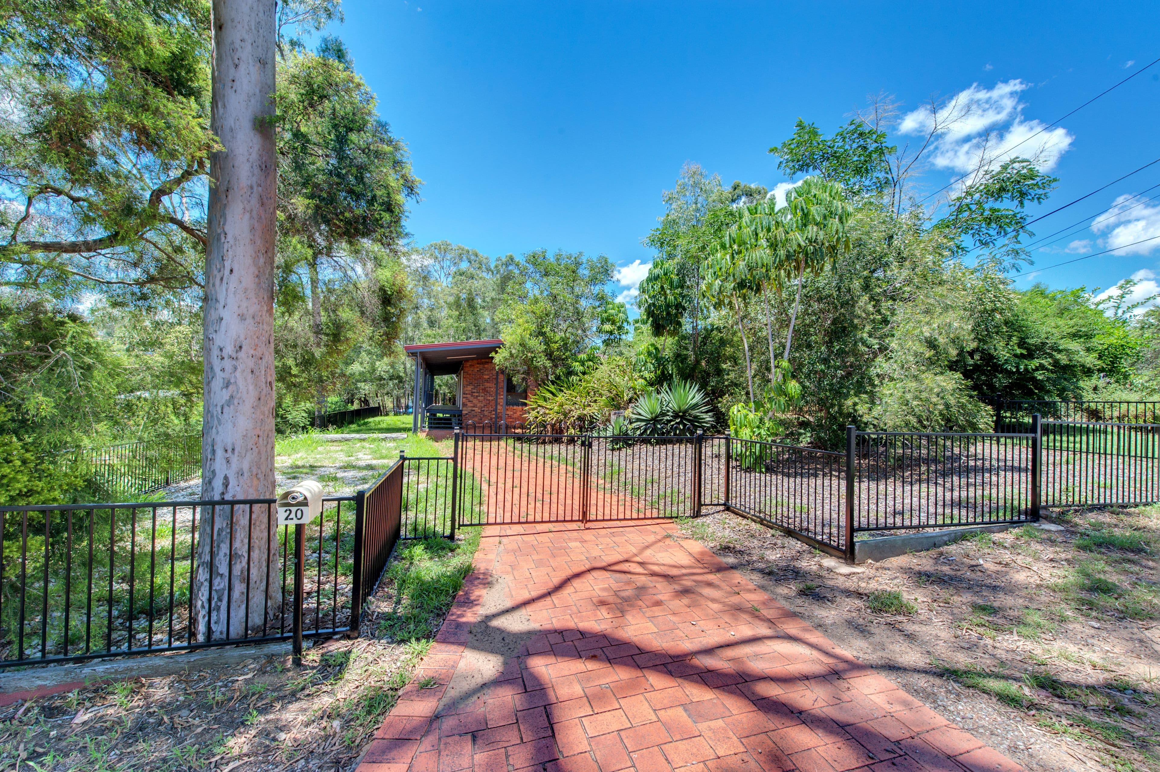 20 Naomai Street, Bundamba QLD 4304, Bundamba - Thumbnail 2