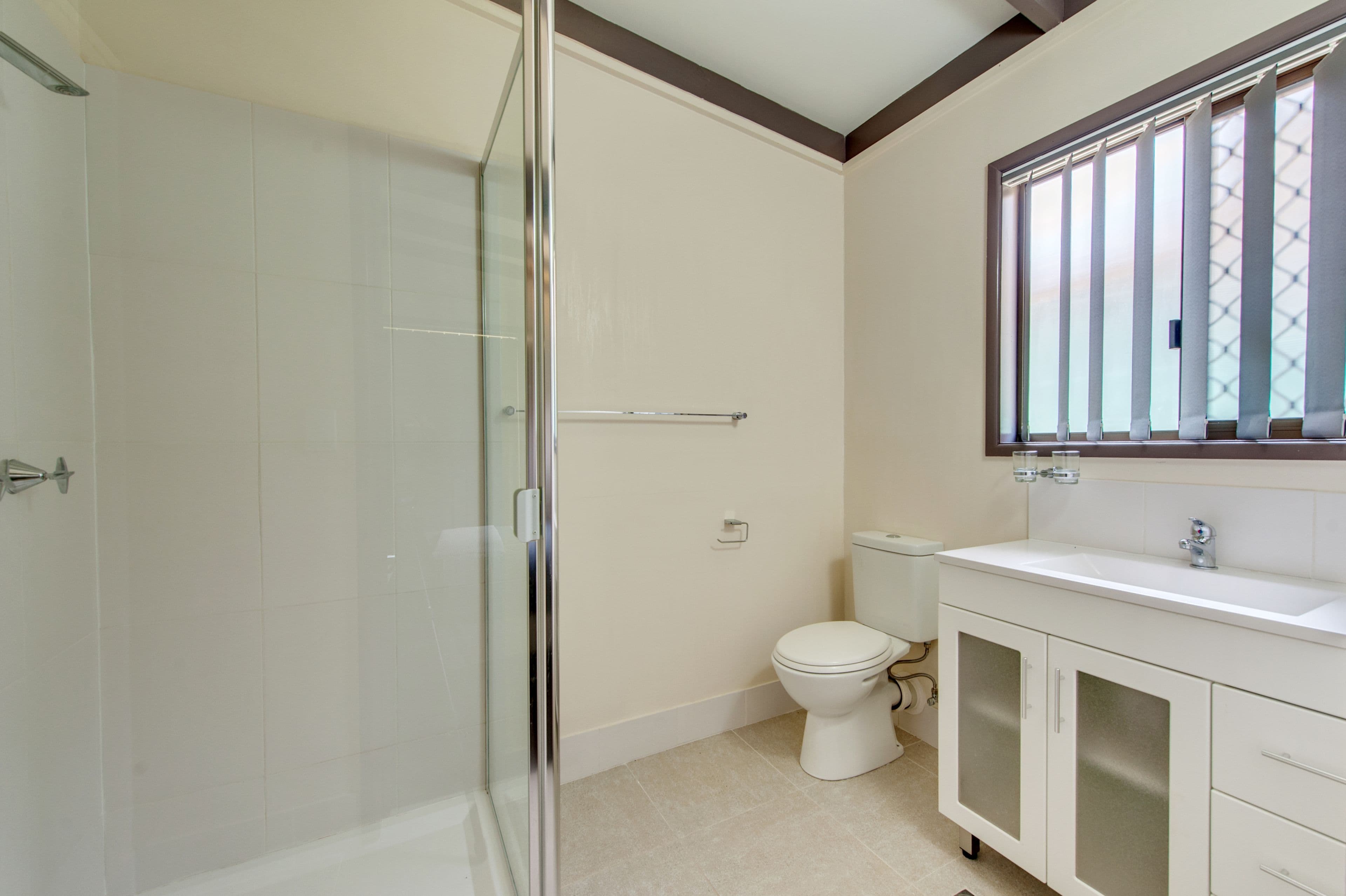 20 Naomai Street, Bundamba QLD 4304, Bundamba - Thumbnail 6