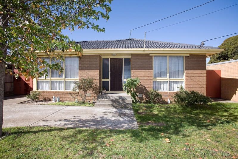 10 Cambridge Court, THOMASTOWN VIC 3074, Thomastown - Image 1