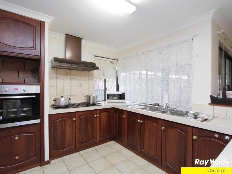 304 Railway Parade, EAST CANNINGTON WA 6107, East Cannington - Thumbnail 2