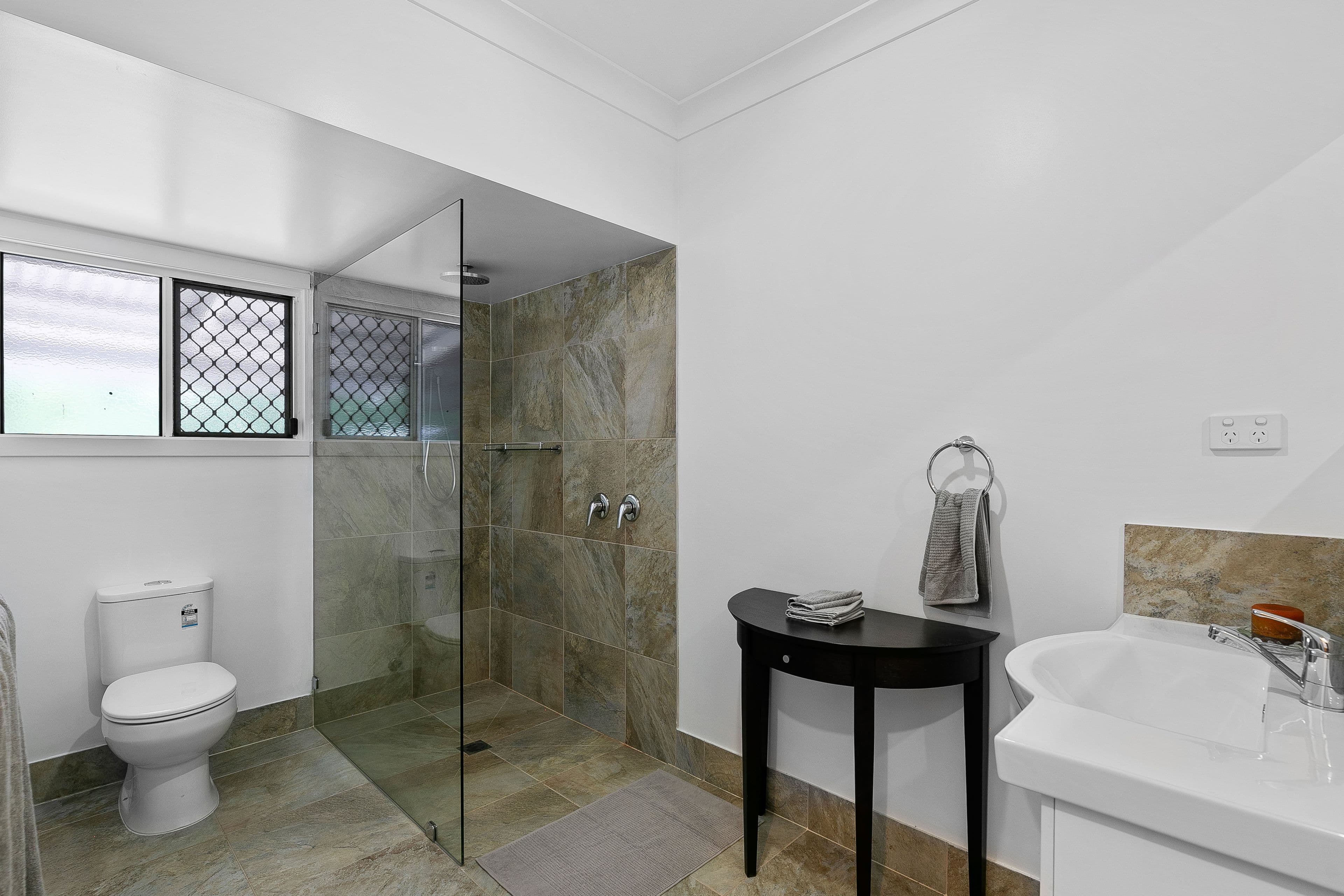 9 Clarissa Street, Newtown QLD 4350, Newtown - Thumbnail 6