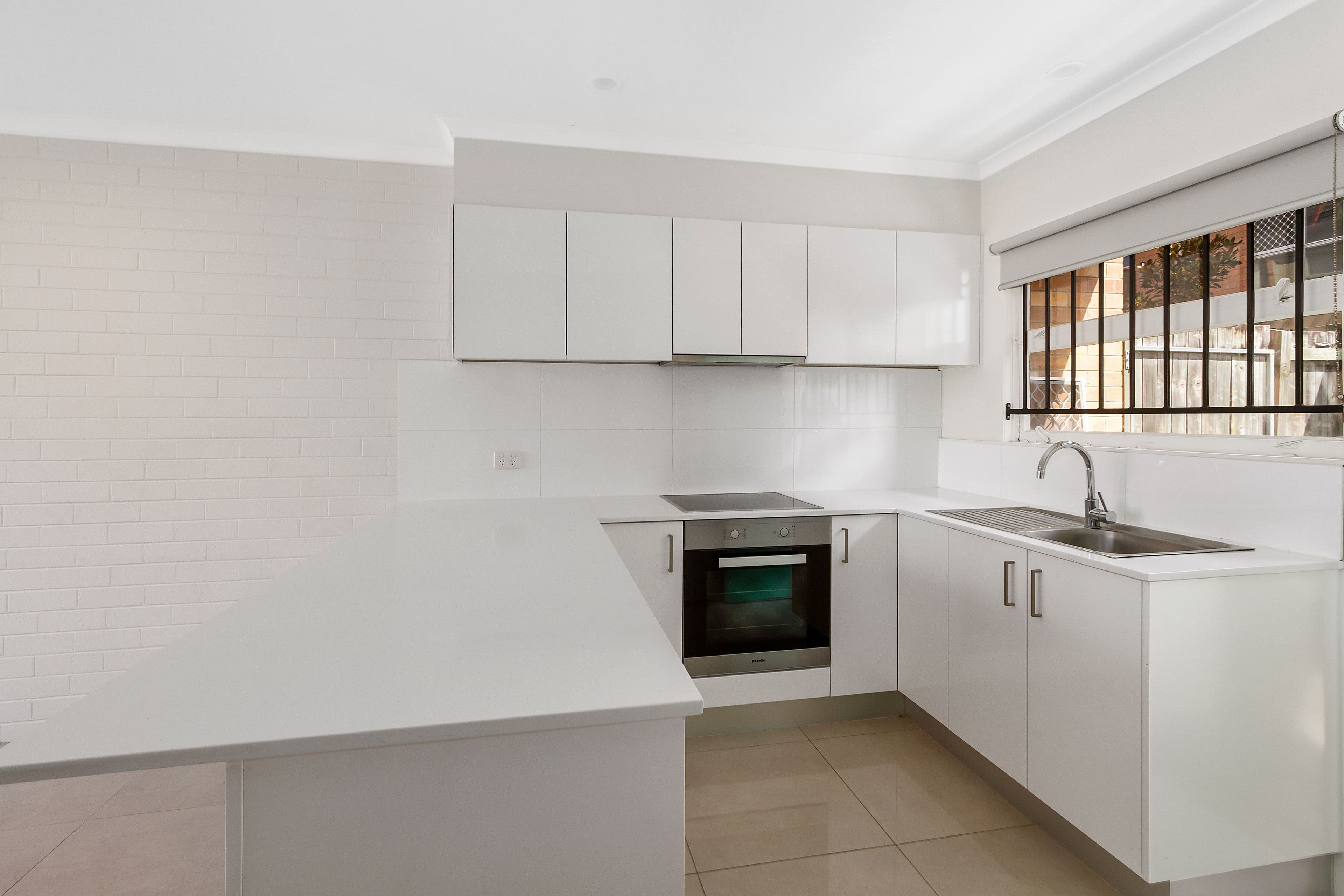 34 Stanhill Drive, Surfers Paradise QLD 4217, Surfers Paradise - Thumbnail 5