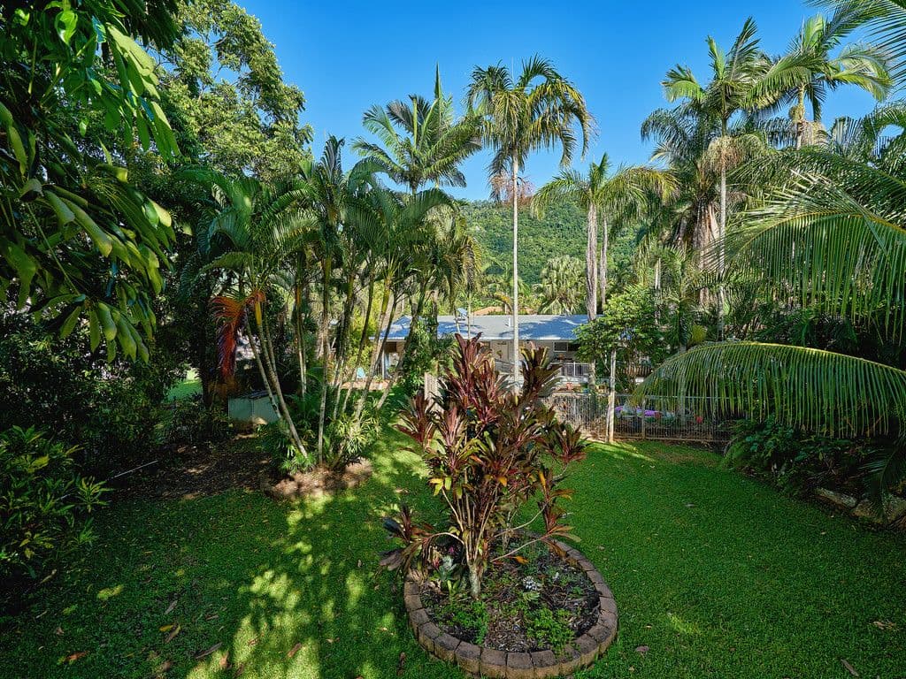 66 Irene Street, Mooroobool QLD 4870, Mooroobool - Thumbnail 6