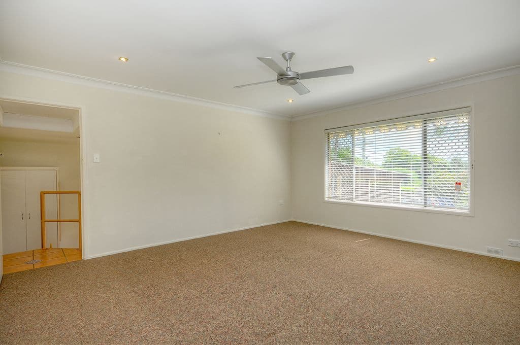 7 Algona Street, Labrador QLD 4215, Labrador - Thumbnail 6