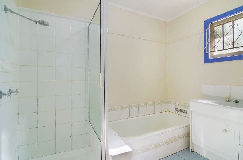 18 Glenhaven Street, KEDRON QLD 4031, Kedron - Thumbnail 5