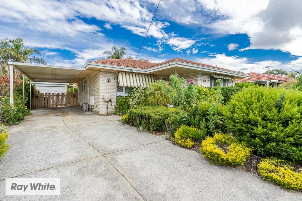 192 Marangaroo Drive, Girrawheen WA 6064, Girrawheen - Image 1