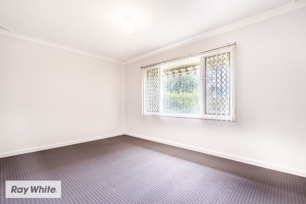 192 Marangaroo Drive, Girrawheen WA 6064, Girrawheen - Thumbnail 3