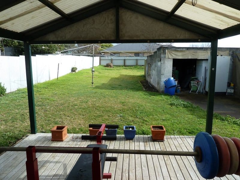 76 Bertha Street, MOUNT GAMBIER SA 5290, Mount Gambier - Thumbnail 4