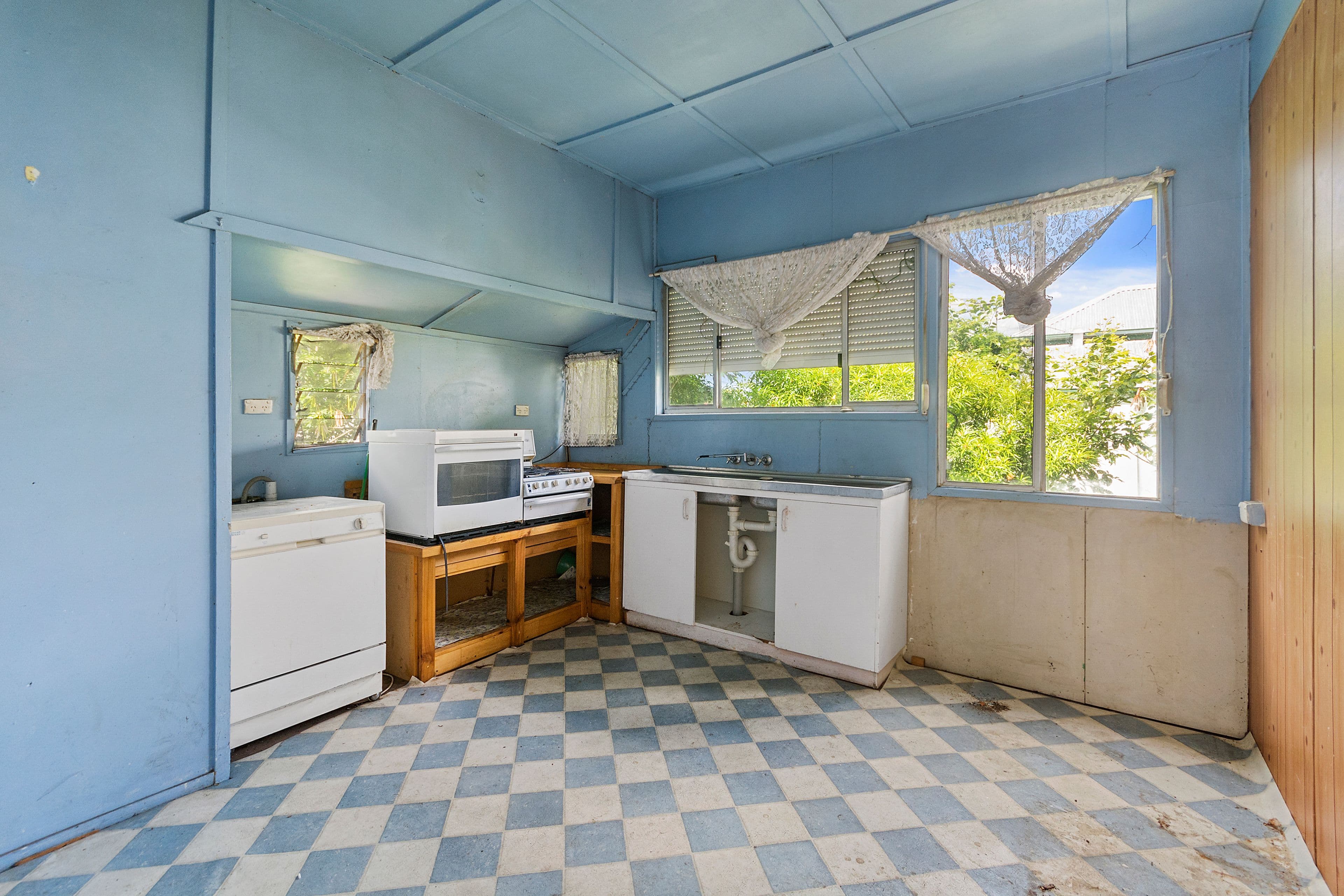 26 Flint Street, North Ipswich QLD 4305, North Ipswich - Thumbnail 3