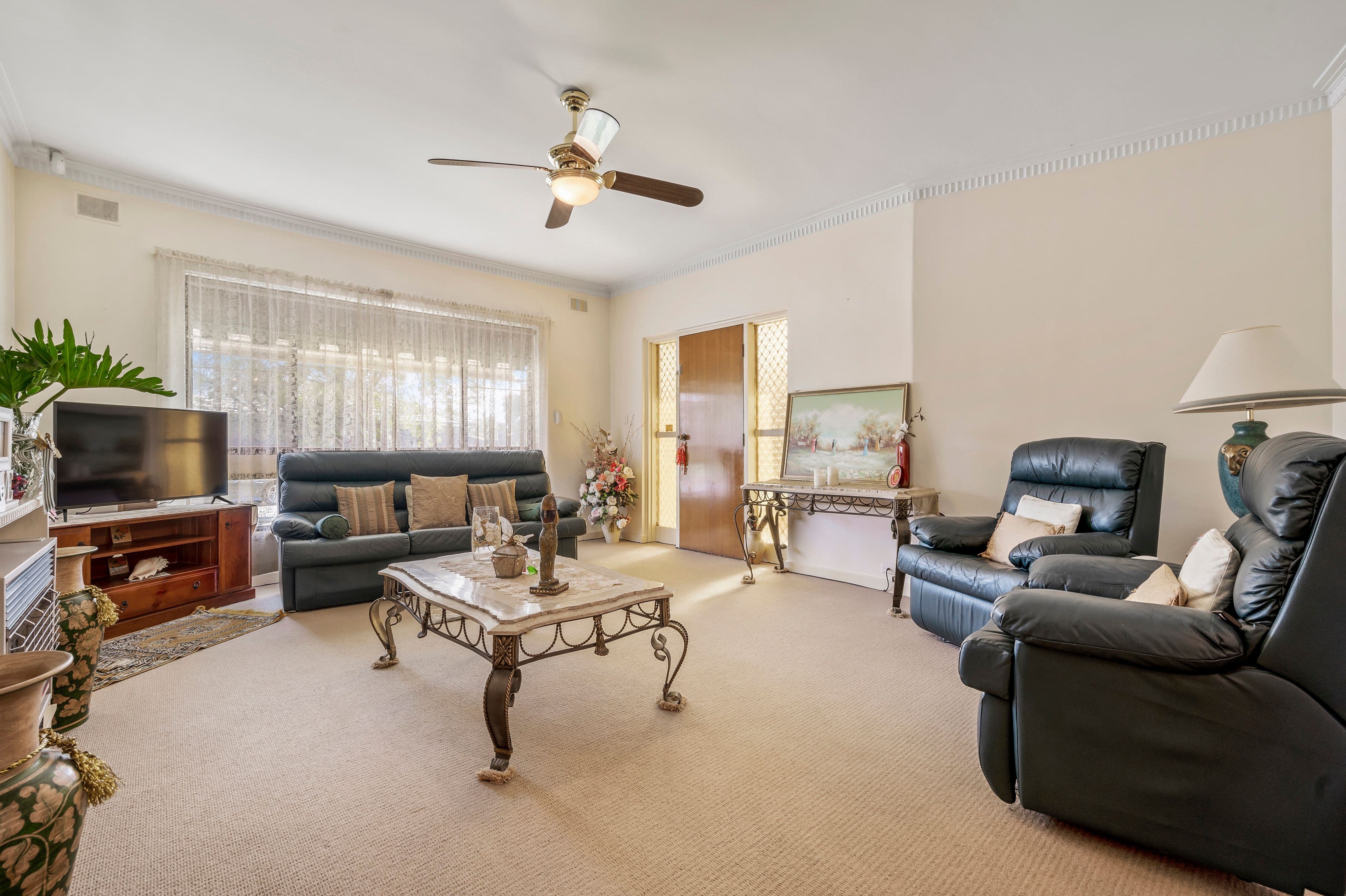 9 The Parkway, Sturt SA 5047, Sturt - Thumbnail 2