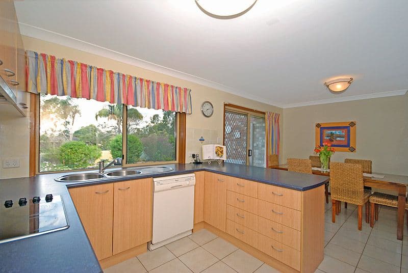 14   Andalucia Court, WISHART QLD 4122, Wishart - Thumbnail 5