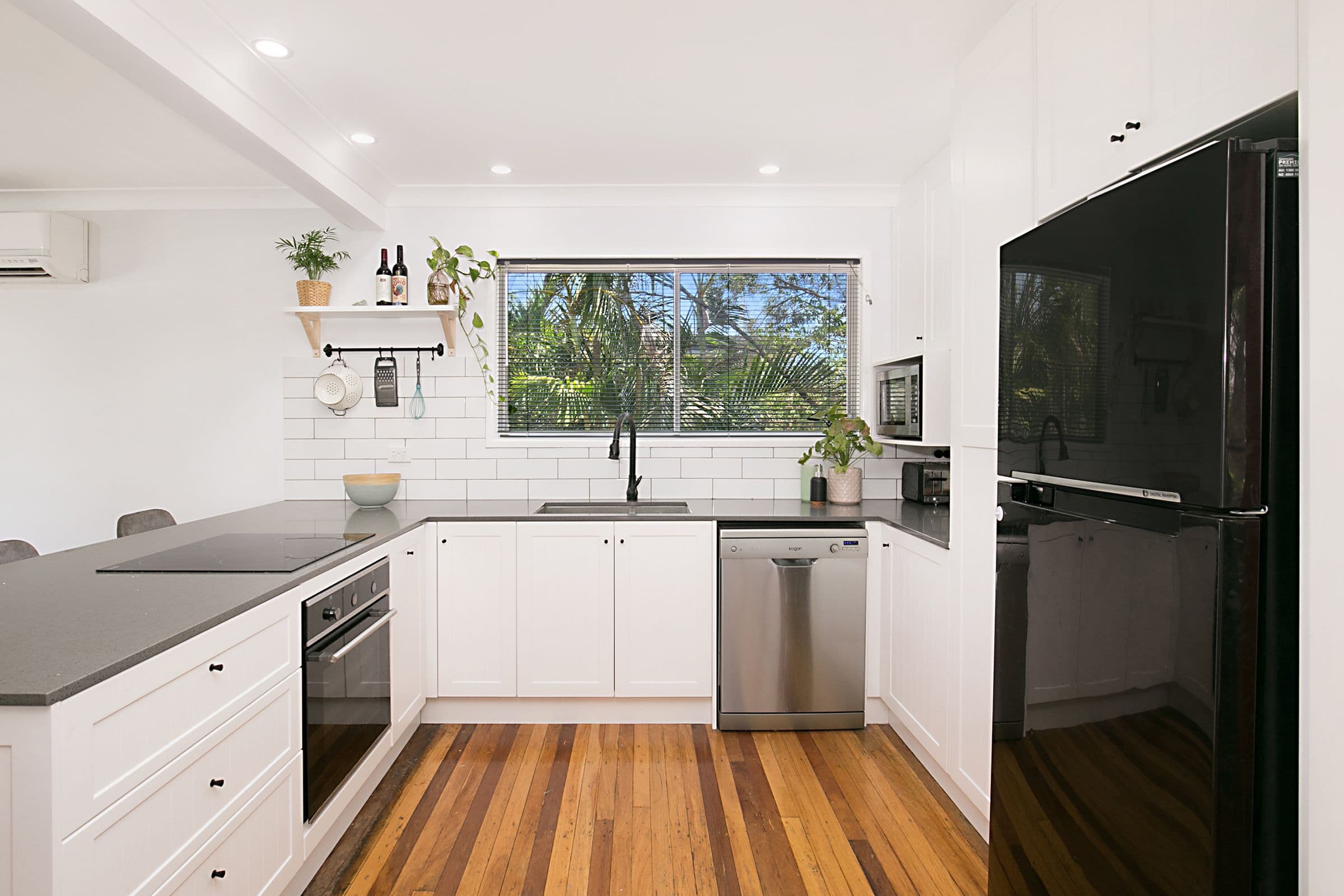 5 Barrack Street, Loganholme QLD 4129, Loganholme - Thumbnail 3