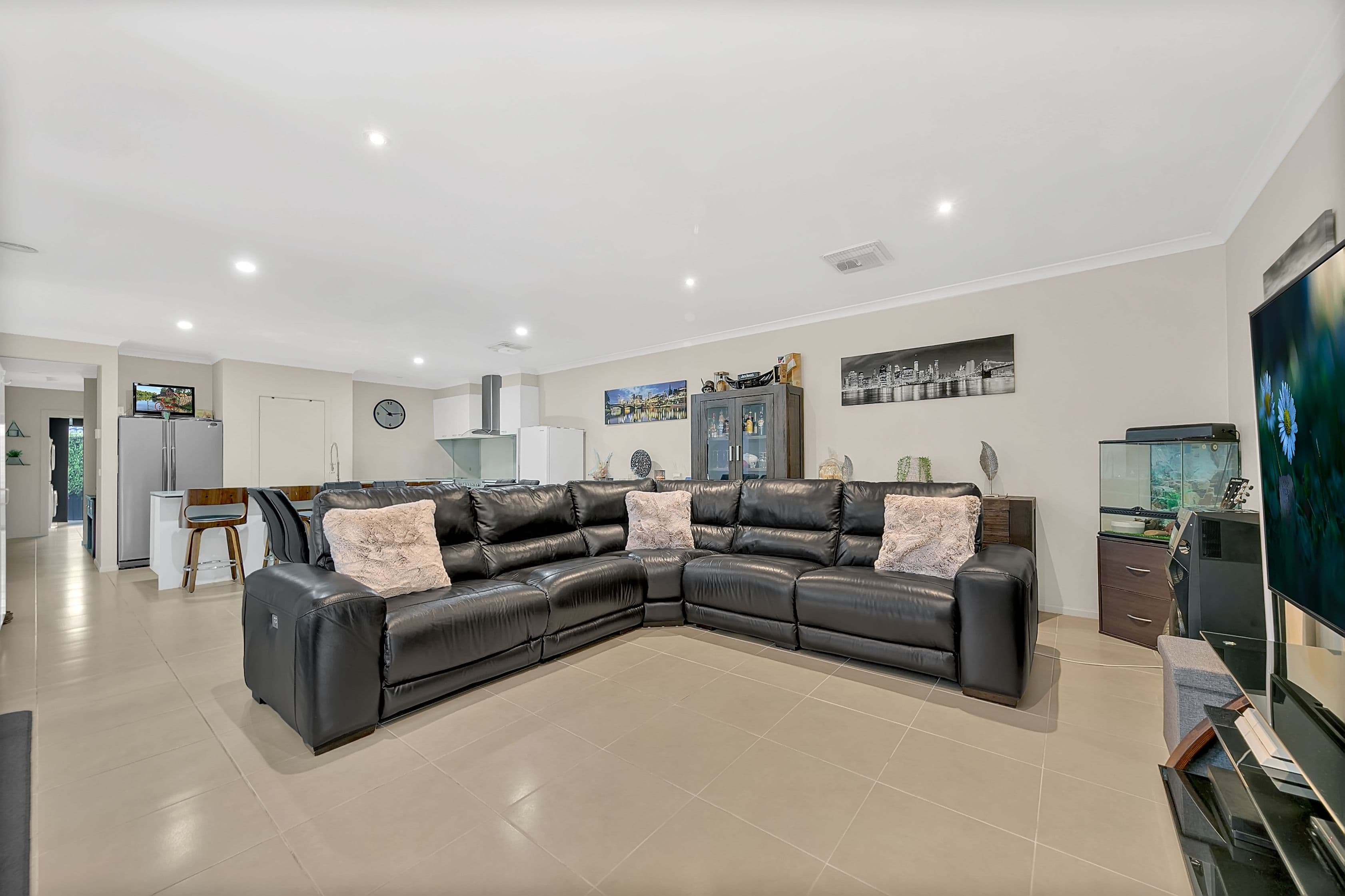 8 Giddens Road, Mernda VIC 3754, Mernda - Thumbnail 3