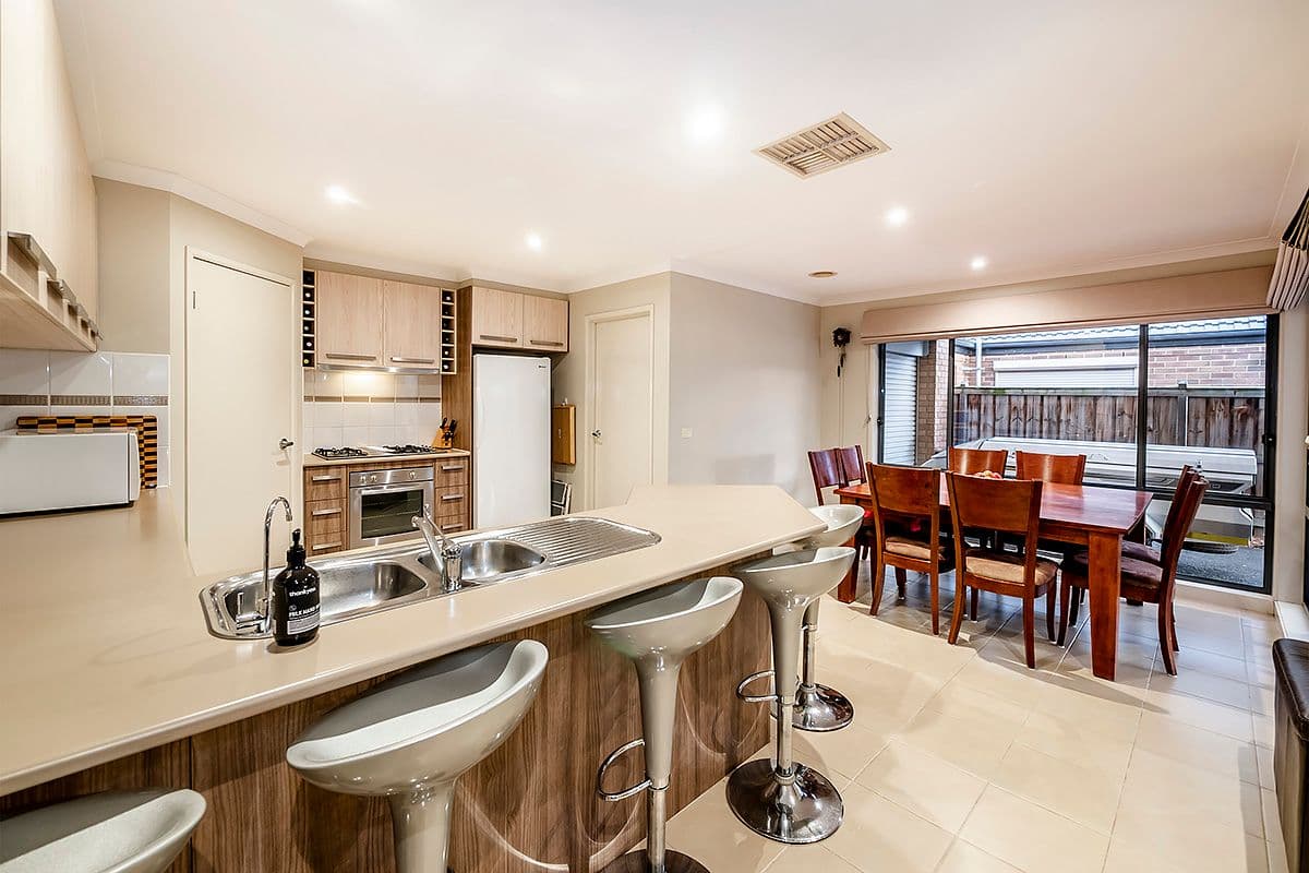 9 Tea Tree Court, Lyndhurst VIC 3975, Lyndhurst - Thumbnail 5