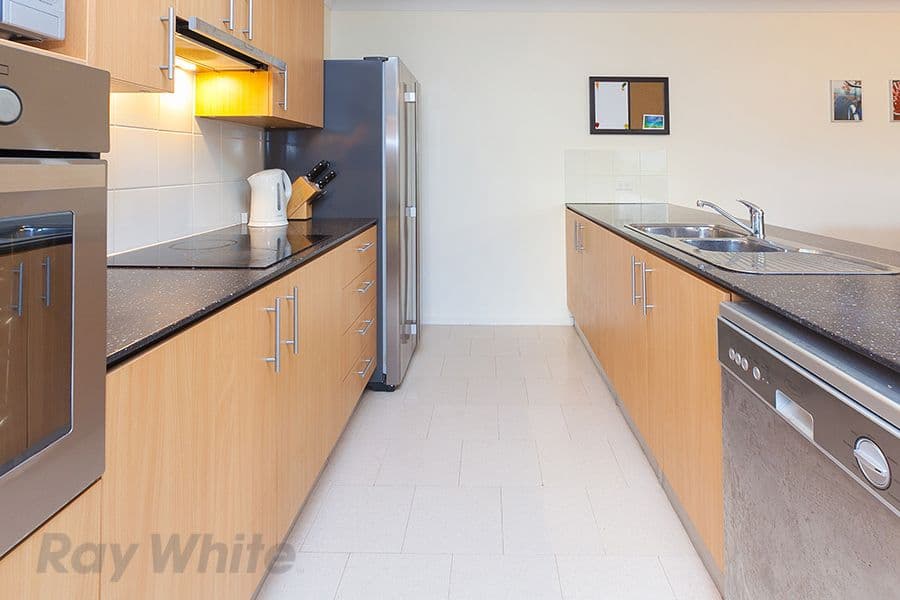 15 Greenview Court, Springfield QLD 4300, Springfield - Thumbnail 2