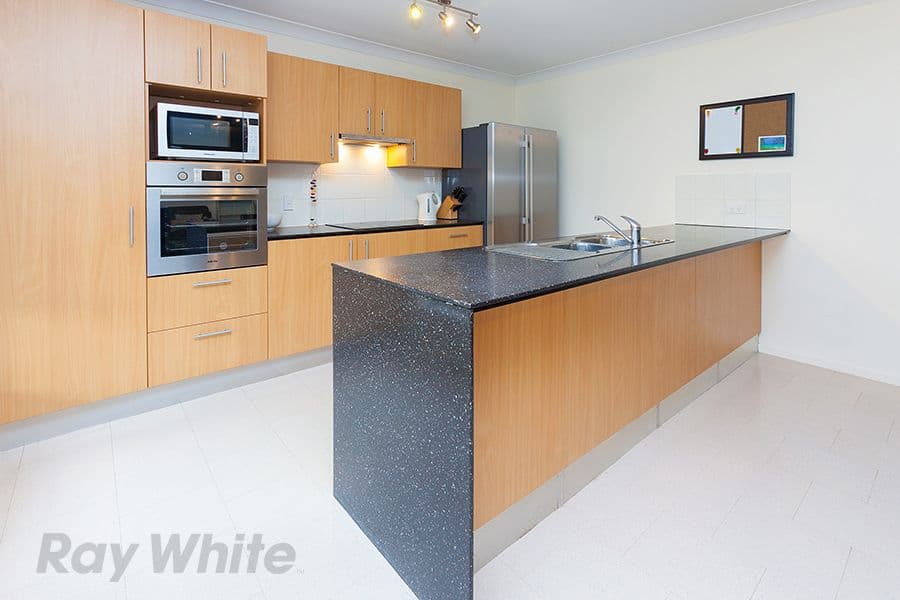 15 Greenview Court, Springfield QLD 4300, Springfield - Thumbnail 3