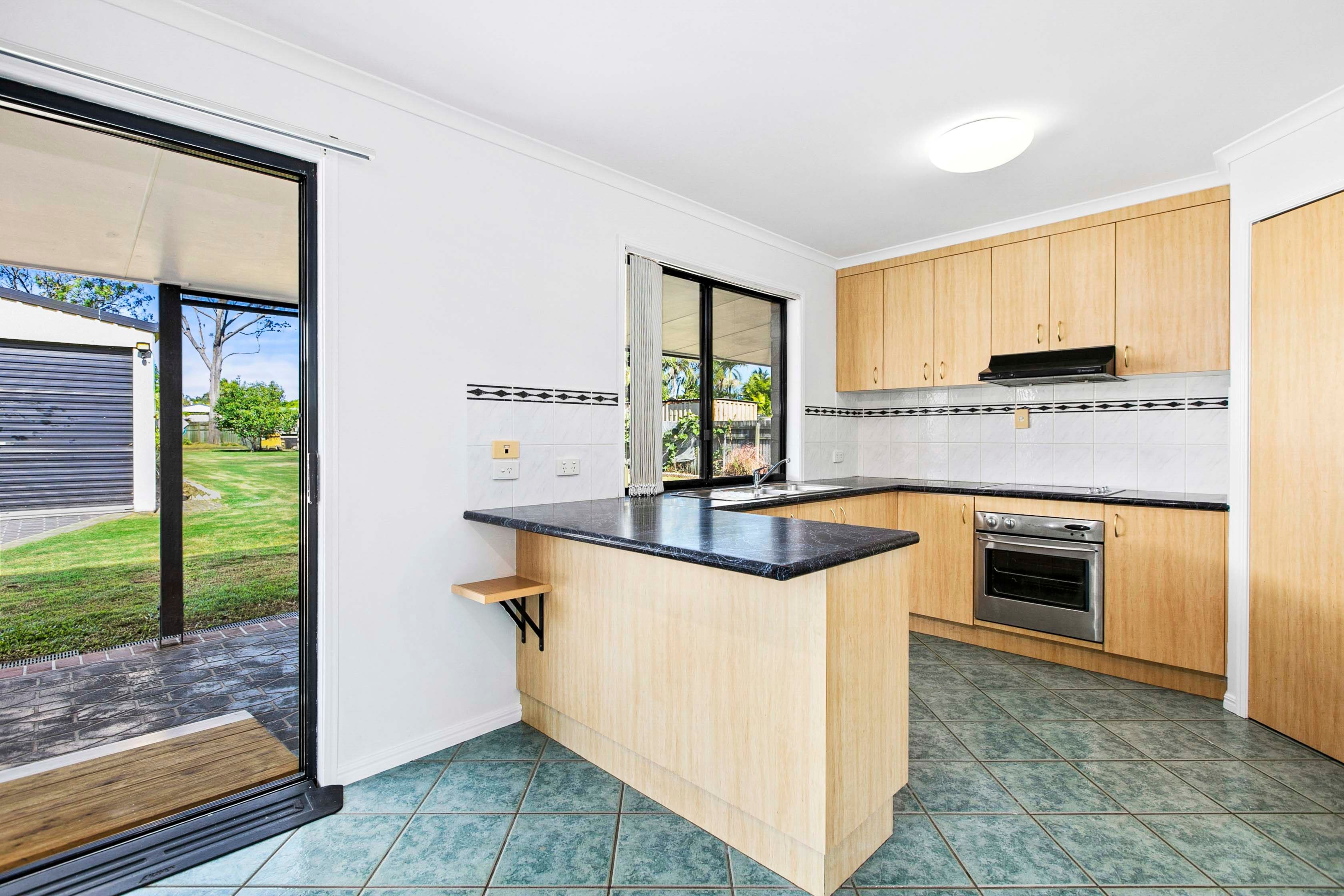 32 Philip Street, Howard QLD 4659, Howard - Thumbnail 3