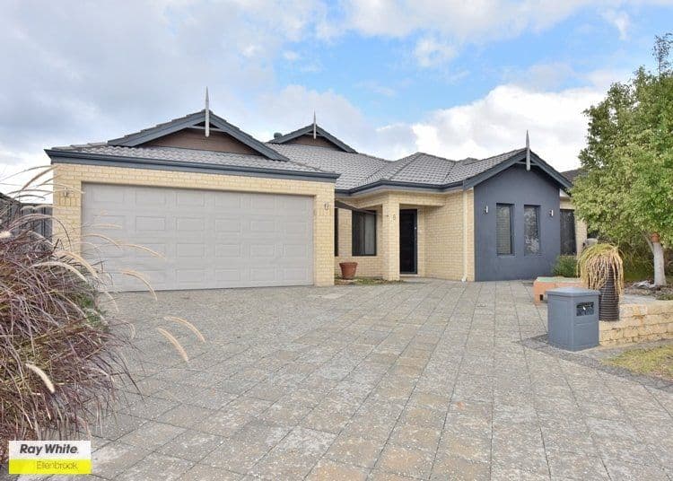 8 Albury Terrace, Aveley WA 6069, Aveley - Image 1