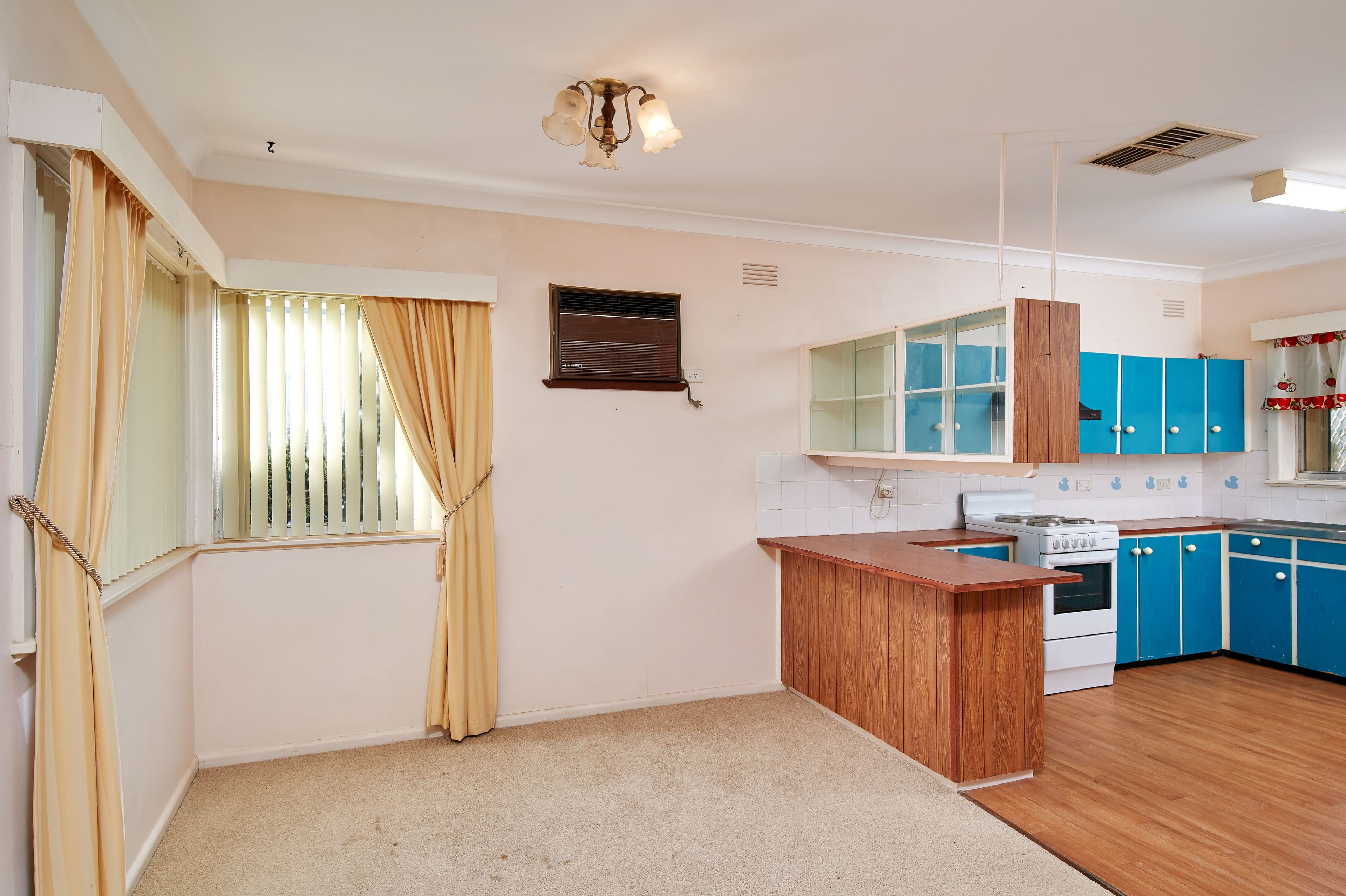 64 Commins Street, Junee - Thumbnail 4