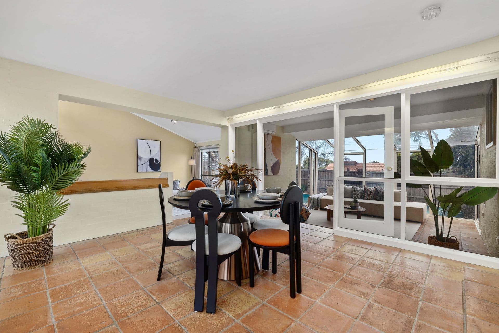 32 Heatherlea Drive, Wheelers Hill VIC 3150, Wheelers Hill - Thumbnail 3